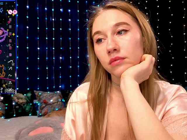 kiskaWEDNESDAY webcam