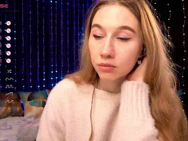 kiskaWEDNESDAY webcam