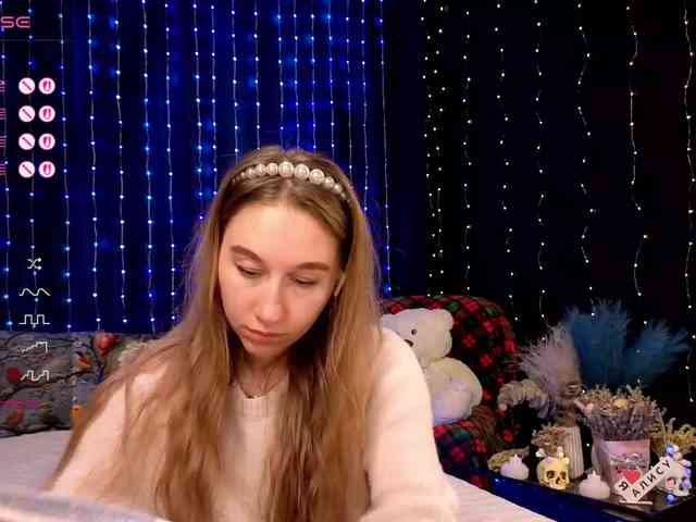 kiskaWEDNESDAY webcam