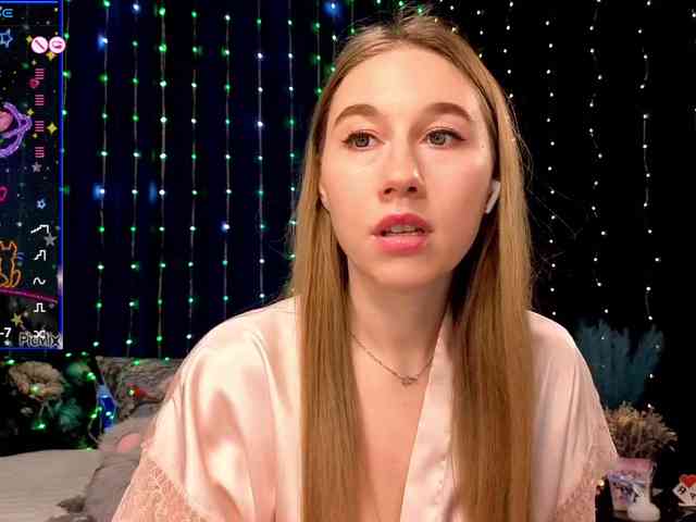 kiskaWEDNESDAY webcam