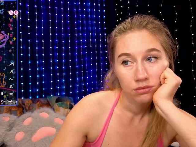 kiskaWEDNESDAY webcam