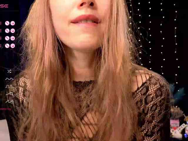 kiskaWEDNESDAY webcam