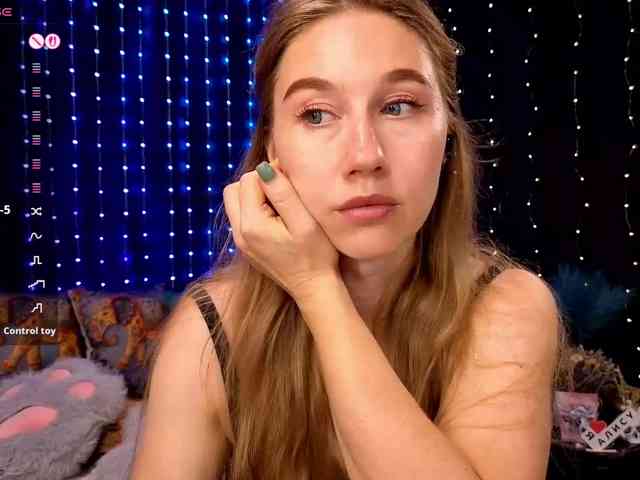 kiskaWEDNESDAY webcam