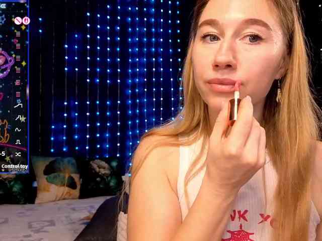 kiskaWEDNESDAY