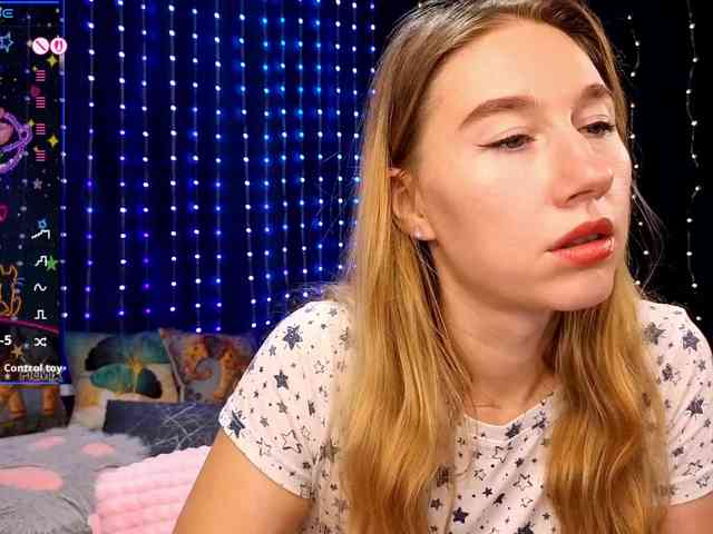 kiskaWEDNESDAY webcam