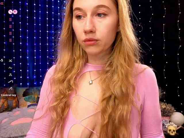 kiskaWEDNESDAY webcam