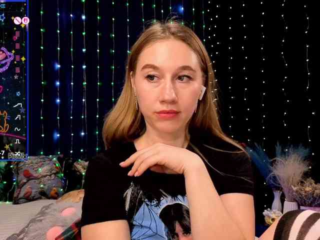 kiskaWEDNESDAY webcam