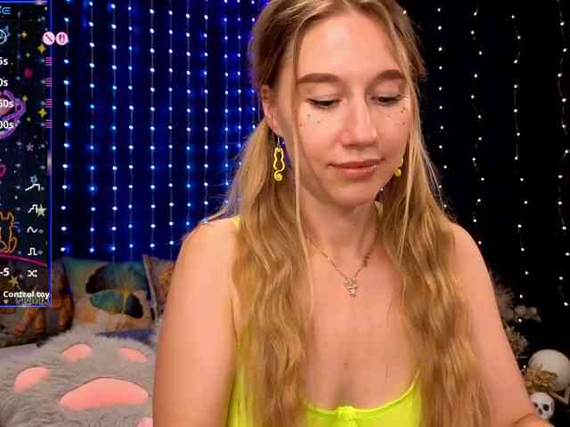 kiskaWEDNESDAY webcam