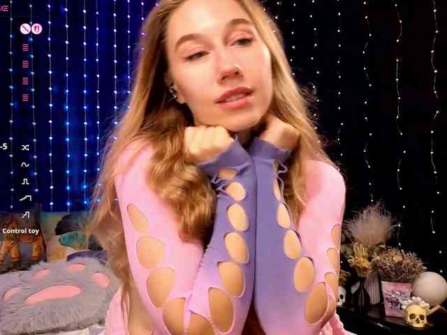 kiskaWEDNESDAY webcam
