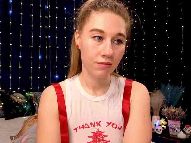 kiskaWEDNESDAY webcam