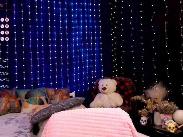 kiskaWEDNESDAY webcam