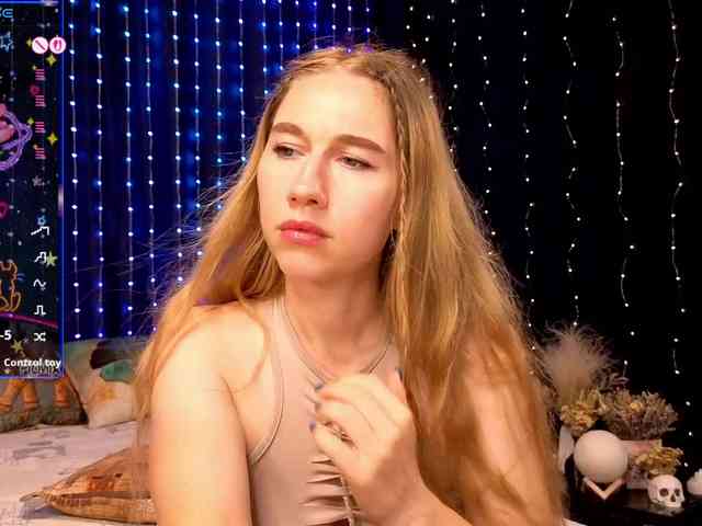 kiskaWEDNESDAY webcam
