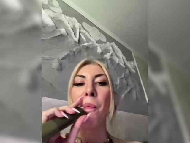 Angellbox18 webcam