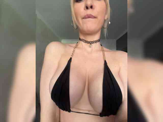 Angellbox18 webcam