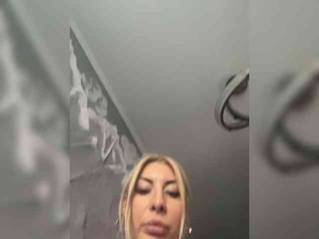 Angellbox18 webcam