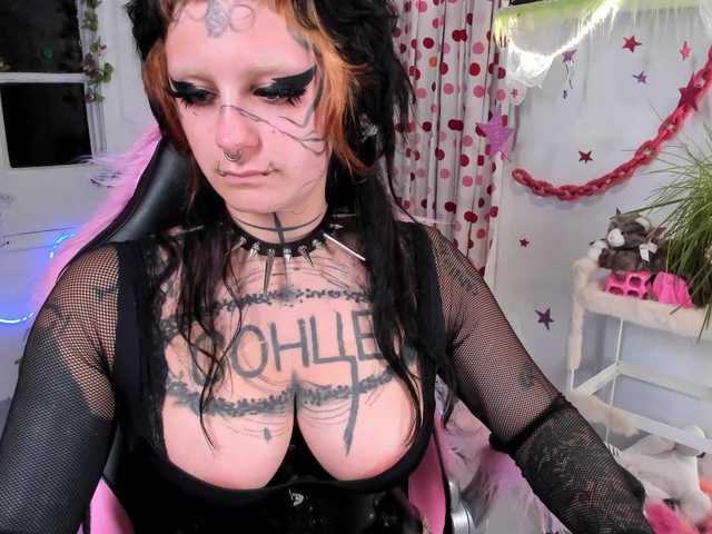 Lady-sontse-'s BongaCams show and profile