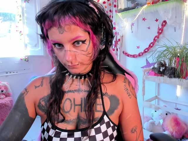Lady-sontse- live cam on BongaCams