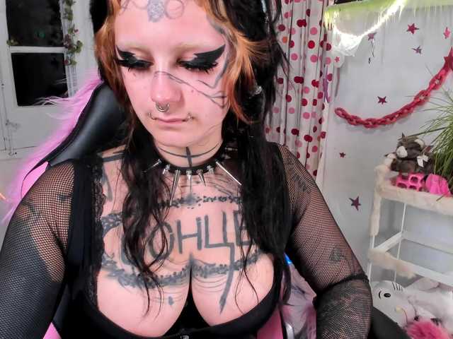 Lady-sontse-'s BongaCams show and profile