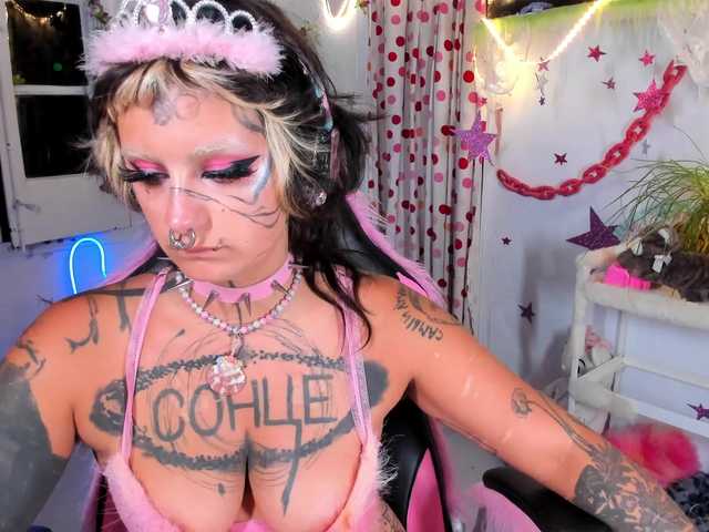 Lady-sontse- live cam