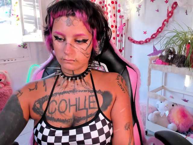 Lady-sontse- live cam on BongaCams