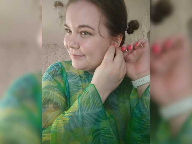 Cutecheeks live cam on BongaCams
