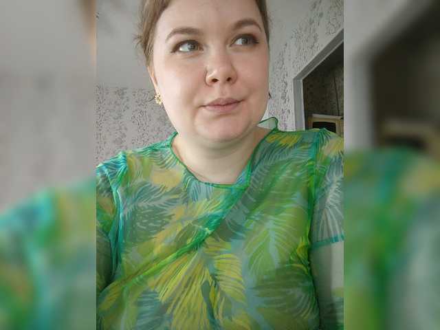 Cutecheeks live cam on BongaCams