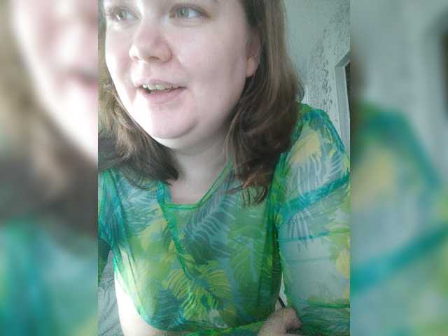 Cutecheeks live cam on BongaCams