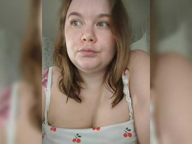 Cutecheeks live cam