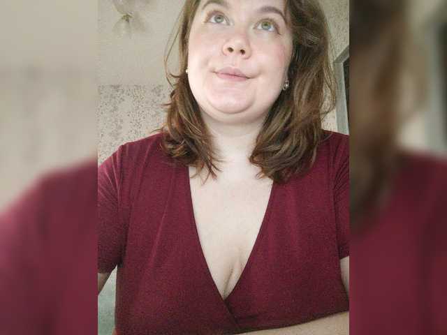 Cutecheeks live cam on BongaCams