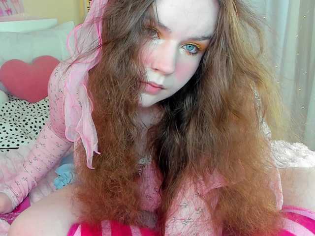 Kuraii live cam on BongaCams