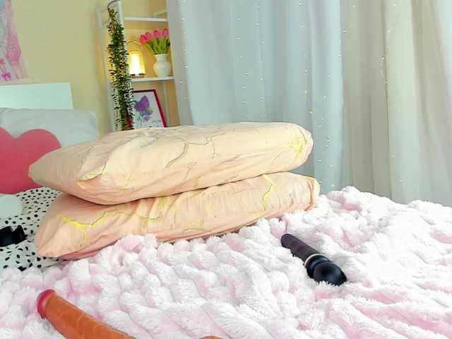 Kuraii live cam on BongaCams
