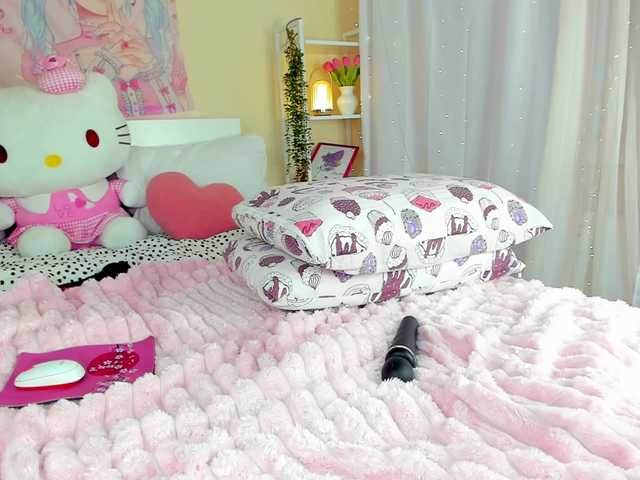 Kuraii live cam on BongaCams