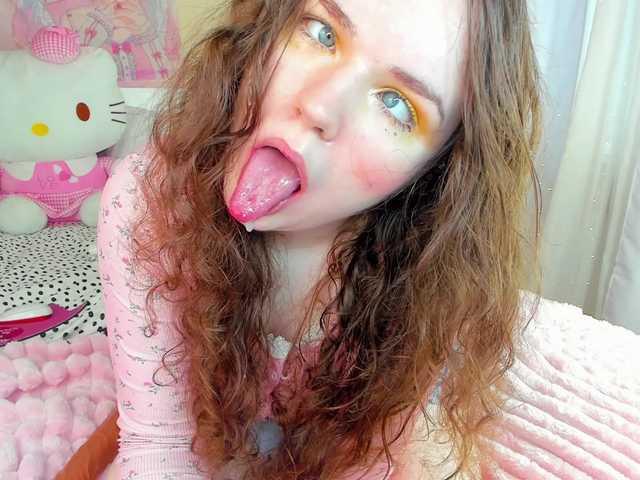 Kuraii live cam on BongaCams