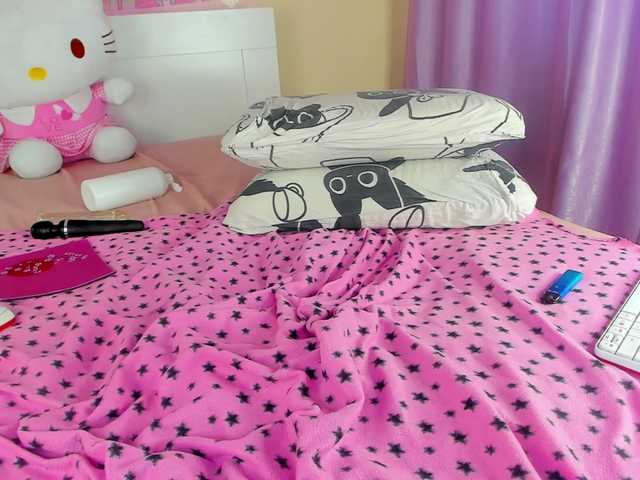 Kuraii's BongaCams show and profile