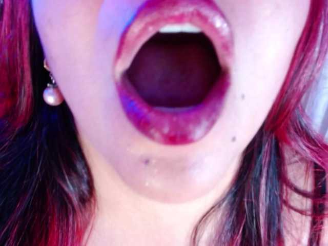 GatuSexx live cam on BongaCams