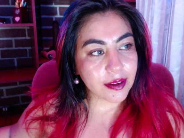 GatuSexx live webcam show
