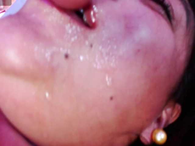 GatuSexx live webcam show