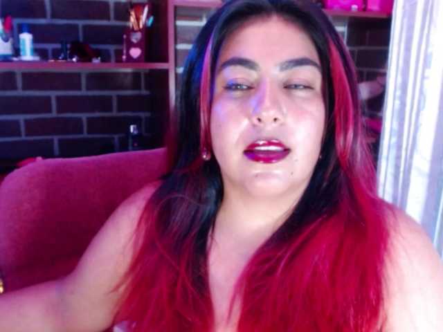 GatuSexx live webcam show
