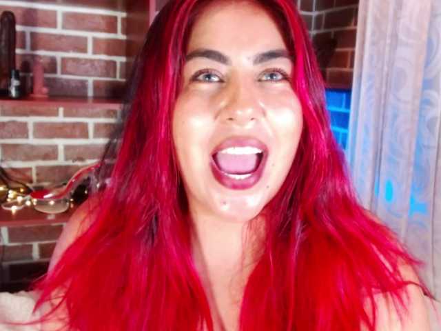 GatuSexx live cam on BongaCams