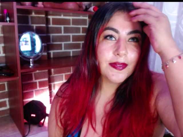 GatuSexx live webcam show