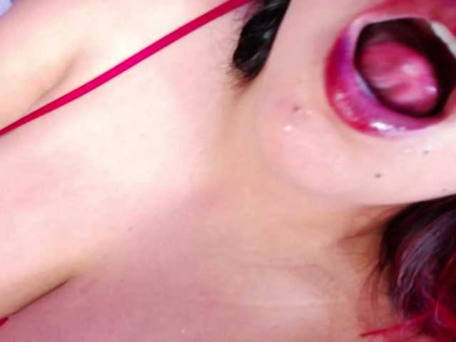 GatuSexx live webcam show