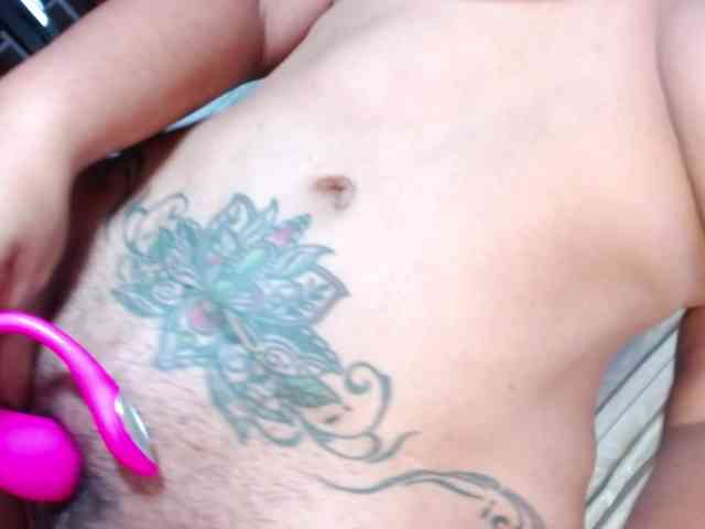 GatuSexx webcam