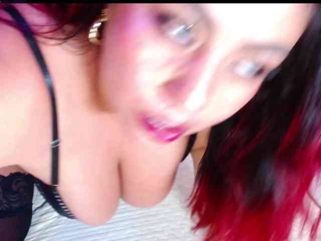 GatuSexx webcam