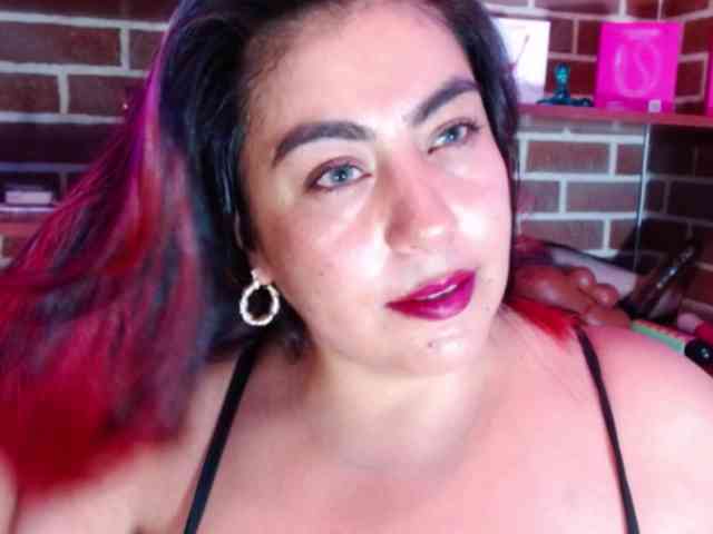 GatuSexx webcam