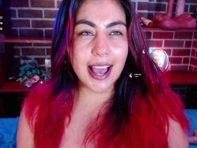 GatuSexx webcam