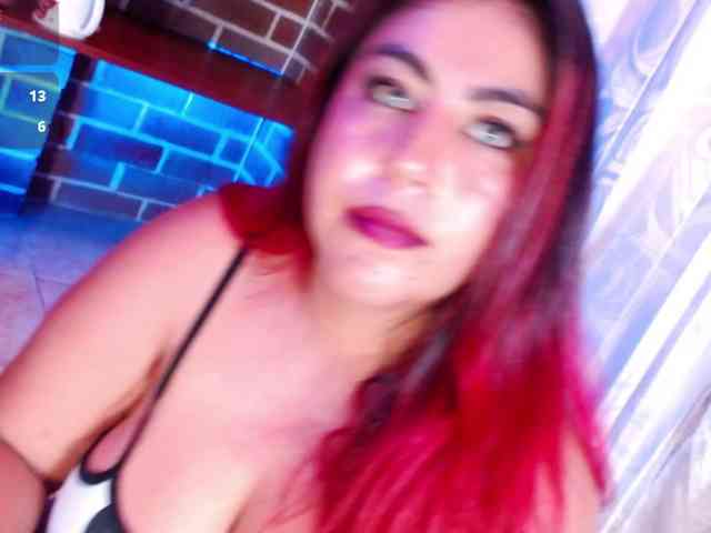 GatuSexx webcam