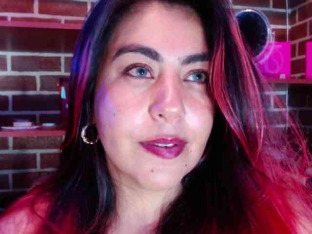 GatuSexx webcam
