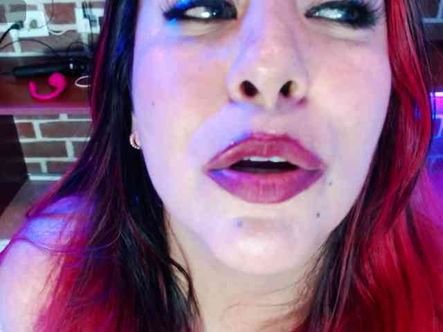 GatuSexx webcam