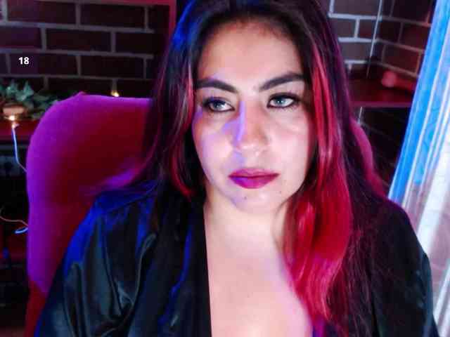GatuSexx webcam