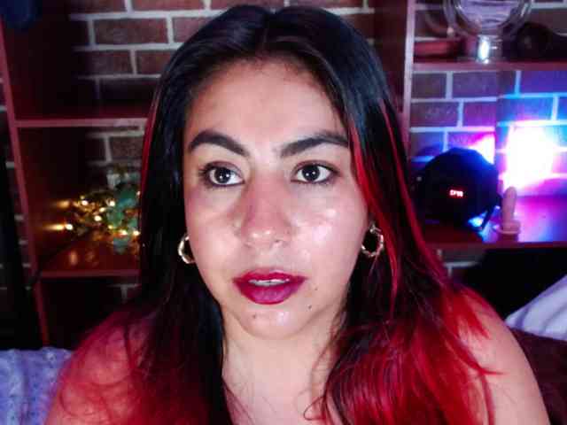 GatuSexx webcam